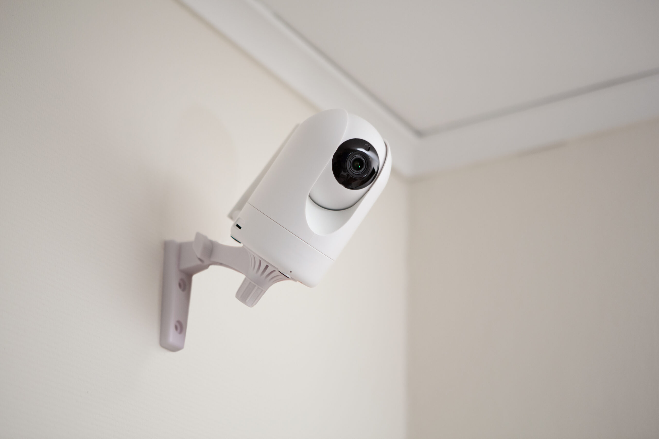 vigilancia-visita-a-la-pared